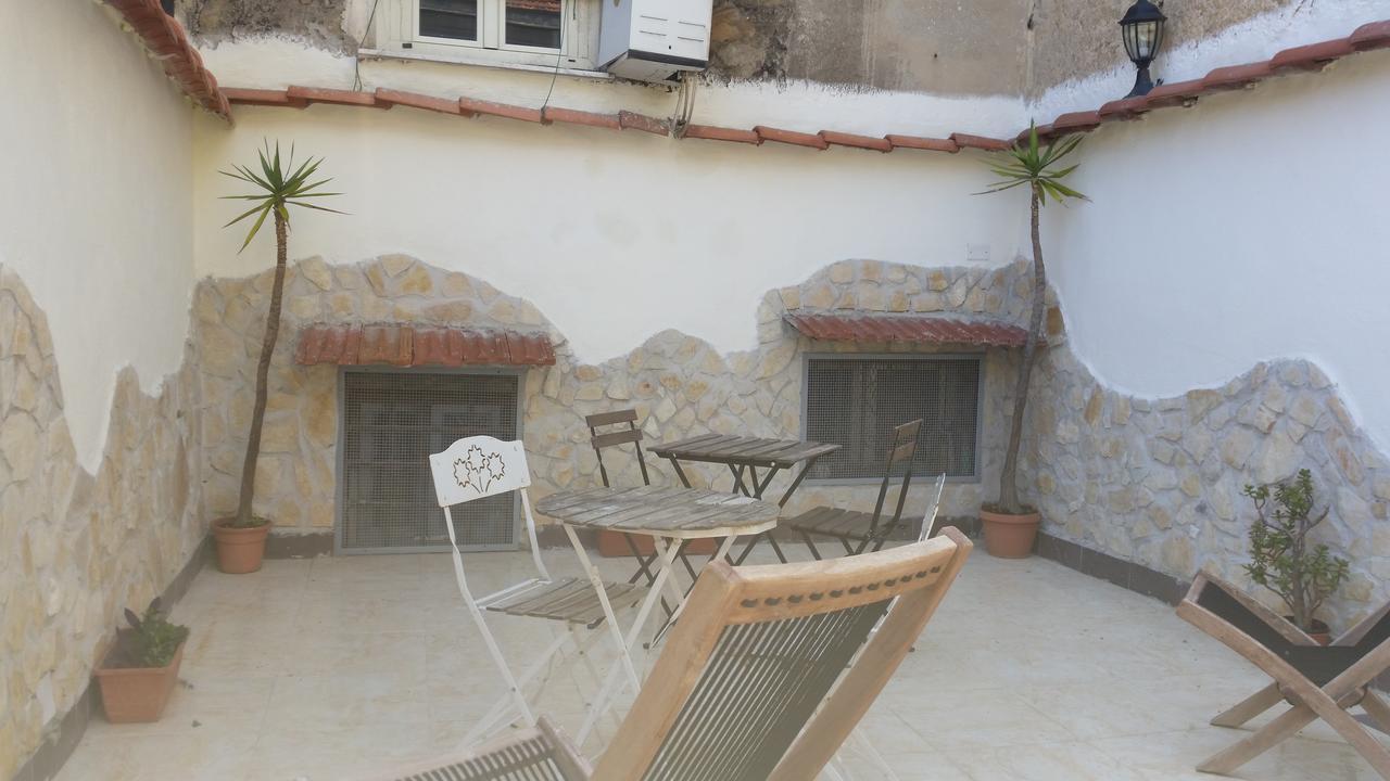 Residenza Il Castello Hotel Napels Buitenkant foto